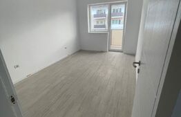 Apartament 3 camere, 72mp, Sanpetru