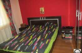 3 camere, 75 mp, decomandat, balcon, zona strazii Plopilor!