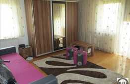 2 camere, decomandat, 57 mp, 2 balcoane, parcare, zona strazii Campului!