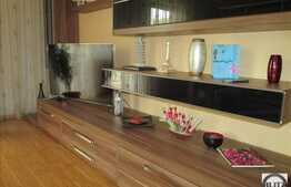 2 camere, decomandat, 57 mp, 2 balcoane, parcare, zona strazii Campului!