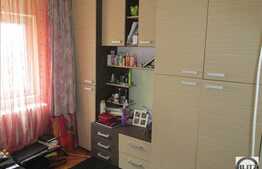 4 camere, 81 mp, decomandat, 2 balcoane, garaj, zona strazii Arinilor!