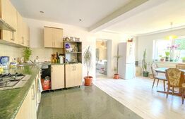 Casă  4 camere, 160mp utili, teren 250mp, Sânpetru