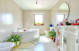 Casă  4 camere, 160mp utili, teren 250mp, Sânpetru