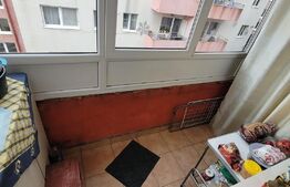 Apartament 2 camere, parcare, 39mp, etaj intermediar, zona Stejarului