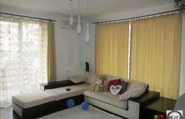 Apartament cu 2 camere, 52 mp, 3 balcoane, etajul 1, zona strazii Eroilor!