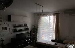 Apartament cu 2 camere, 52 mp, 3 balcoane, etajul 1, zona strazii Eroilor!