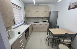 Apartament cu 3 camere, 63 mp, parcare, zona Vivo