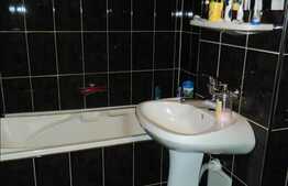 3 camere decomandate, 63 mp, zona Calea Floresti !