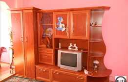 Apartament cu 2 camere, 52 mp, decomandat, mobilat dragut, zona Mc Donalds!