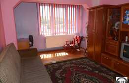 Apartament cu 2 camere, 52 mp, decomandat, mobilat dragut, zona Mc Donalds!
