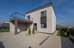 Casa la cheie, mobilata si utilata, 5 camere, incalzire in pardoseala, Jucu de Mijloc