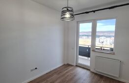 Apartament 3 camere, 61,5 mp utili, terasa 12,75 mp, garaj, zona Terra
