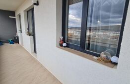 Apartament 3 camere, 61,5 mp utili, terasa 12,75 mp, garaj, zona Terra