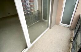 Apartament la cheie, 3 camere, 78 mp utili, 2 balcoane, garaj, zona Vivo