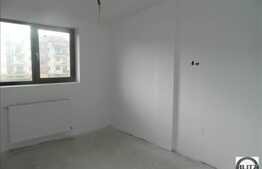 3 camere, 68 mp, decomandat, terasa 7 mp, gradina 80 mp, zona Florilor!