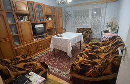 Super oferta Apratament 3 camere decomandate, etaj intermediar, 66 mp, Campului