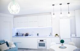 Apartament cu 3 camere, 79 mp, etaj intermediar, zona Vivo