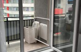 Apartament cu 3 camere, 79 mp, etaj intermediar, zona Vivo