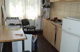 3 camere, 60 mp utili, mobilat dragut, zona Piata 14 Iulie!