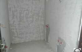 2 camere, 49 mp, terasa 12 mp, semifinisat, zona Iulius Mall