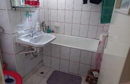 Apartament cu 3 camere, 65 mp, decomandat, zona Casa Piratilor