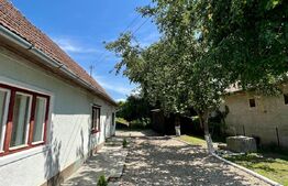 Casa 2 camere, 820 mp teren, Bontida