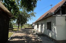 Casa 2 camere, 820 mp teren, Bontida