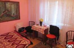 De vanzare apartament cu 3 camere decomandate 71 mp utili