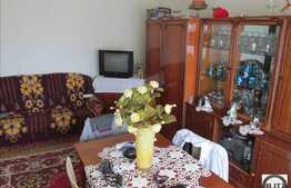 De vanzare apartament cu 3 camere decomandate 71 mp utili