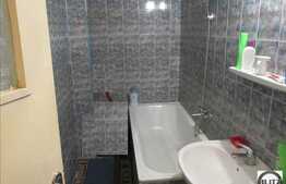 De vanzare apartament cu 3 camere decomandate 71 mp utili