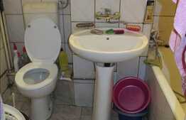 De vanzare 2 camere, 51 mp, etaj intermediar, balcon, zona strazii Vidraru