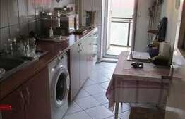 De vanzare 2 camere, 51 mp, etaj intermediar, balcon, zona strazii Vidraru