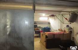 Apartament 3 camere, 67 mp, etaj intermediar, zona Sub Cetate! 2 garaje incluse!