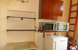 Garsoniera, 27 mp, boxa, complet mobilat, zona centrala!