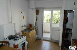 Apartament 3 camere, 74 mp, 2 balcoane, etaj intermediar, zona Piata Cipariu