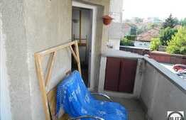 Apartament 3 camere, 74 mp, 2 balcoane, etaj intermediar, zona Piata Cipariu