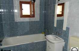 Apartament 2 camere, 52 mp utili, debara, 2 balcoane inchise, zona Intre Lacuri