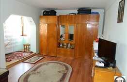 Apartament 2 camere, 52 mp utili, debara, 2 balcoane inchise, zona Intre Lacuri