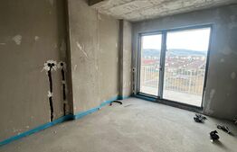 Apartament cu 2 camere, 45 mp, zona Centrală