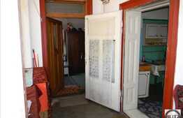 3 camere, semidecomandat, 48 mp, zona Casa de Cultura a Studentilor