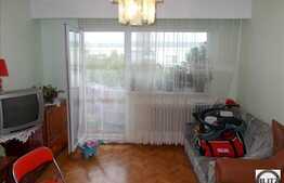 Apartament 3 camere, 70 mp, decomandat, boxa subsol, zona Billa