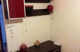 Apartament cu 2 camere, 43 mp, semidecomandat, parcare, zona Mircea Eliade