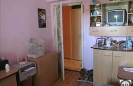 3 camere, 68 mp, decomandat, boxa la subsol, A.C., zona strazii Observator!