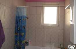 Vanzare 2 camere, 62 mp , cu 30 mp gradina si loc parcare