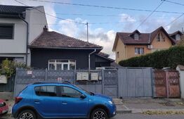 Casa renovata, 2 camere, 54mp, 117mp teren, zona Parcul Fraternitatii