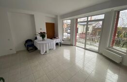 Spatiu de birou, 150 mp, 5 camere, 2 bai, parcare, zona Moților