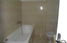 De inchiriat 2 camere, 44 mp, etaj intermediar, zona Eroilor!