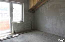 Vanzare mansarda nefinisata cu 57 mp utili, balcon, zona magazinului Profi!