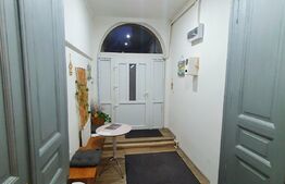 Garsoniera intr-un imobil de tip casa, 40mp, zona strazii Romulus Vuia