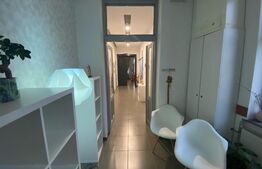 Apartament de 3 camere, decomandat, 121 mp, zona Piata Unirii